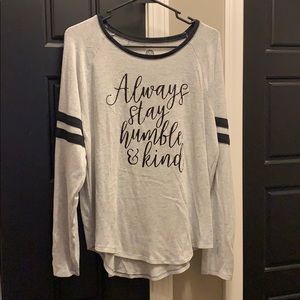 Women’s long sleeve tee